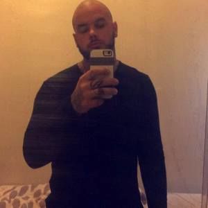 Meet your Posher, Denis